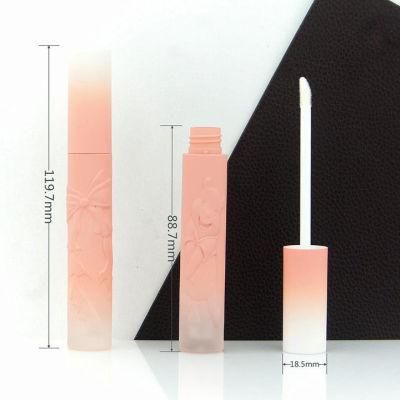 Cute in Stock 3D Effect Embossing Design Pink Lip Gloss Container Packaging Lipgloss Tubes