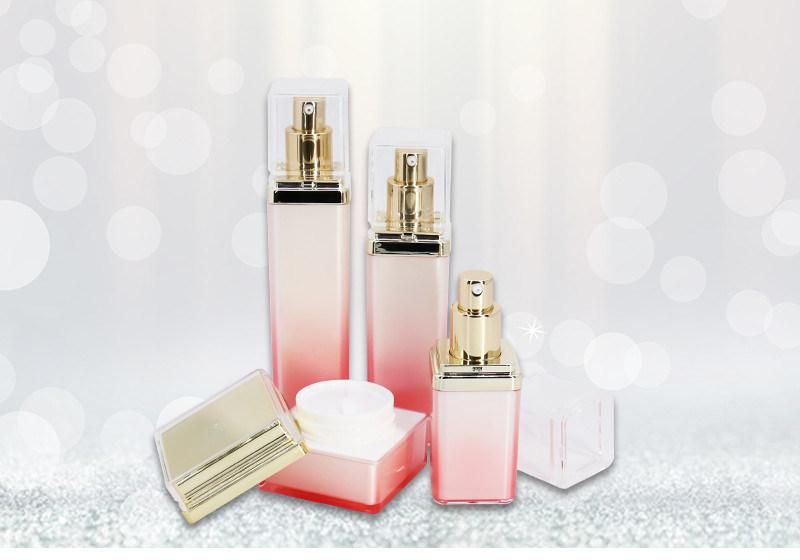 Luxurious Plastic Acrylic Square Gradient Effect Gold Pump 50 Ml 90 Ml 120 Ml Cute Lotion Bottles