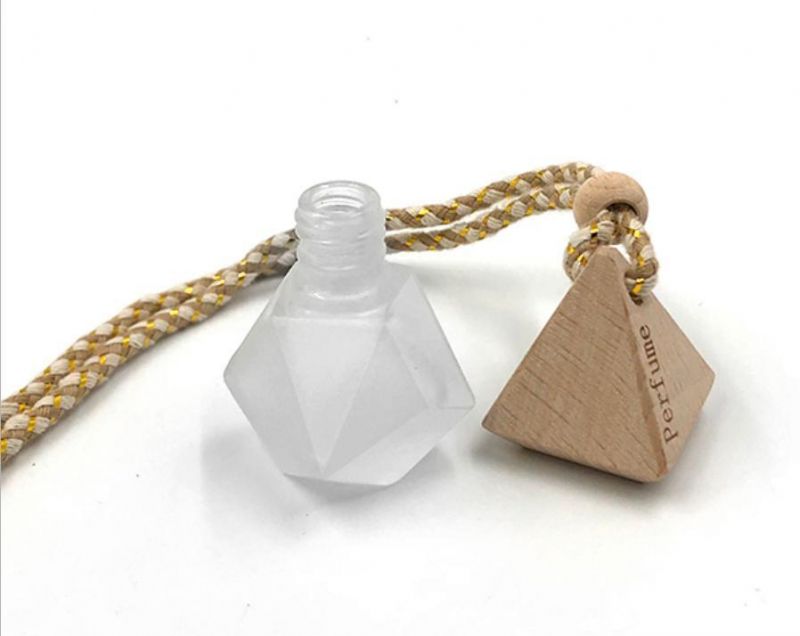 Frosted 8ml Hanging Car Air Freshener Car Perfume Bottle with Wooden Cap