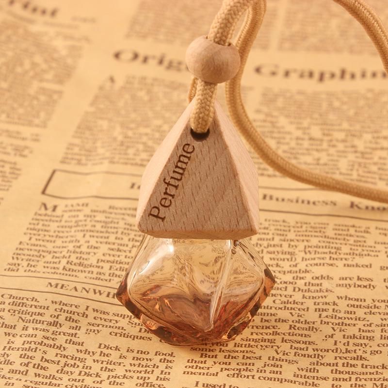 Pyramid Lid Diamond Empty Diffuser Car Perfume 8ml Air Freshener Hanging Ornament Gadget Bottles Random Color Car decoration Hot Sale