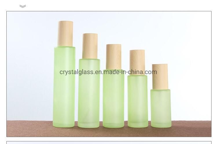 Green Cream and Lotion Cosmetic Set with Wood Caps