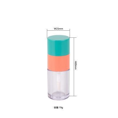 New Arrival Cute 19g Green and Orange Lip Gloss Packaging Custom Gold Lid Clear Lip Gloss Tube with Wand Tubes