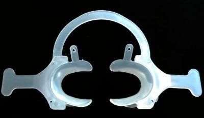 China Dental Orthodontic Adult Children Soft Cheek Retractor