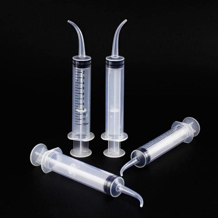 Dental Irrigation Curved Syringe 12ml Medical Grade Plastic