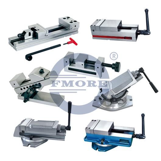 Monthly Deals CNC Lathe Three Jaw Self-Centering Manual Customized OEM Scroll Chuck