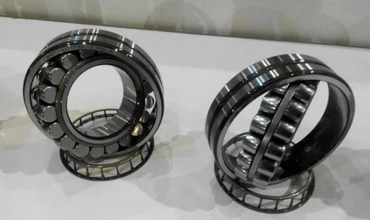 340X520mm 24068ca/W33 Double Rows Spherical Roller Bearing with Cylindrical Bores