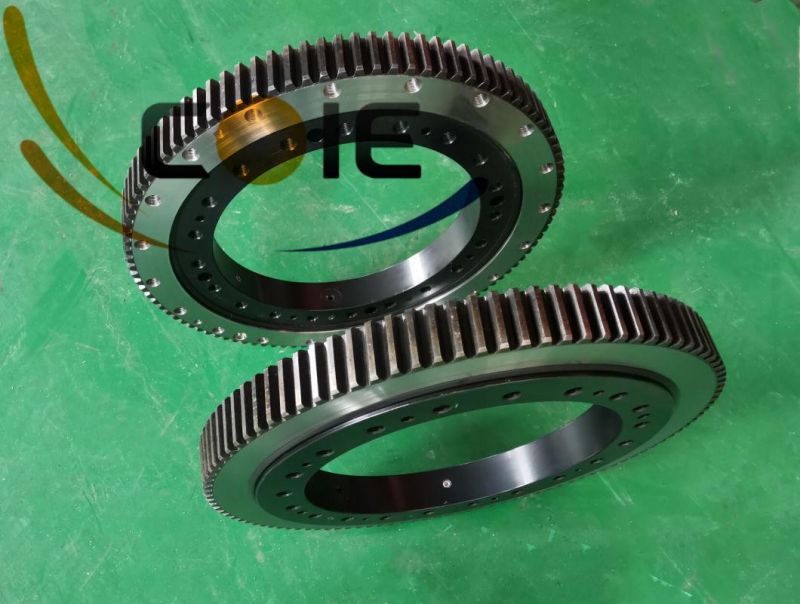 Four-Point Contact and Cross Roller Slewing Bearing