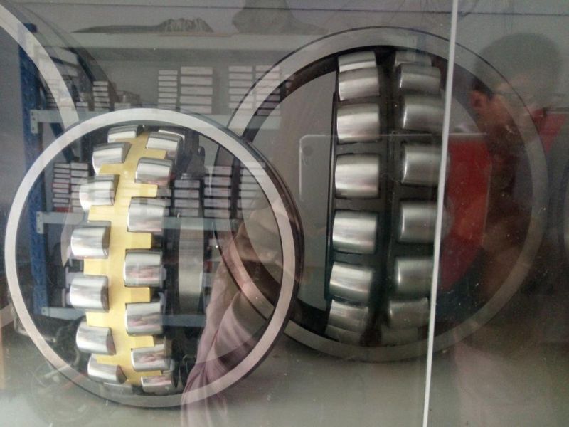 Steel Cage Copper Cage Spherical Roller Bearing 22316cc/W33 22316ca/W33