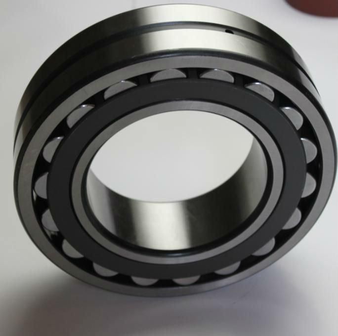 22217 Self-Aligning Spherical Roller Bearing 22217 Cck/C3w33