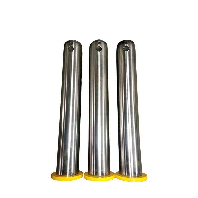 Excavator Bucket Steel Pin Made of 40Cr or C45 with Blackening Surface and Heat Treatment Customize Hardness and Style for Crane