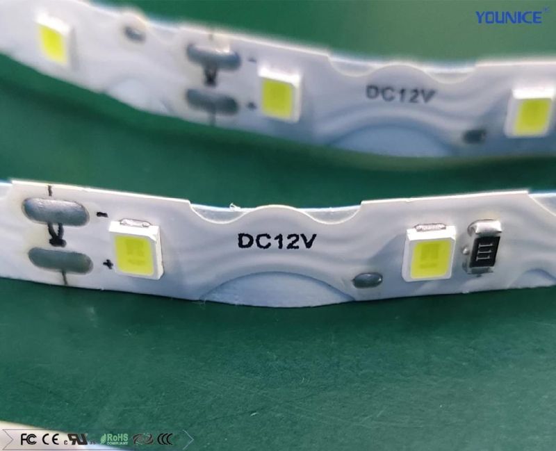 5.4W DC12V CE/UL Hight Bright SMD2835 Super Long Welding Free LED Strip