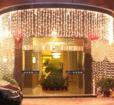 Waterproof LED Curtain Light Outdoor Decoration Christmas Lights