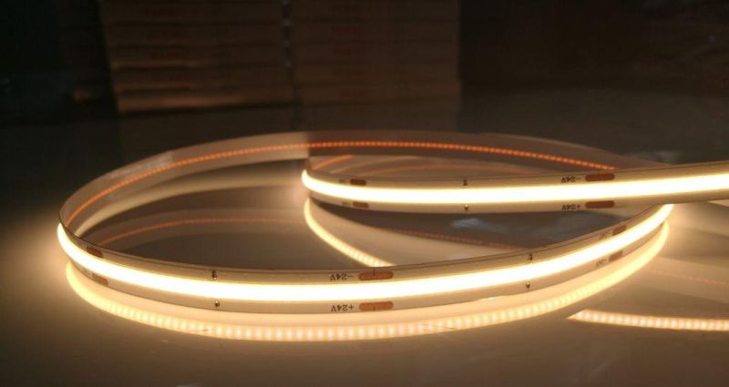 180degree Beam Angle COB LED Flexible Strip 350LEDs/M with No Light Spots