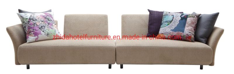 Japanese Style Modern Fabric Wooden Leg Sofa for Living Room