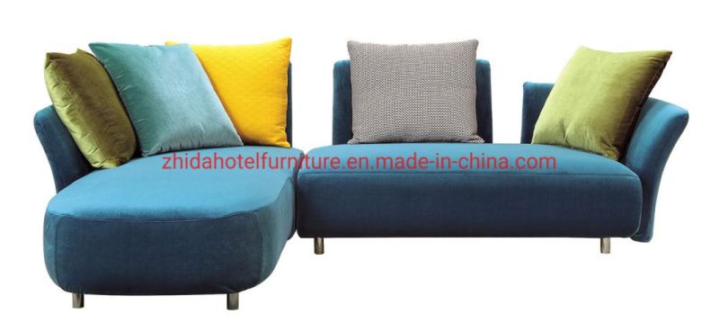 Japanese Style Modern Fabric Wooden Leg Sofa for Living Room