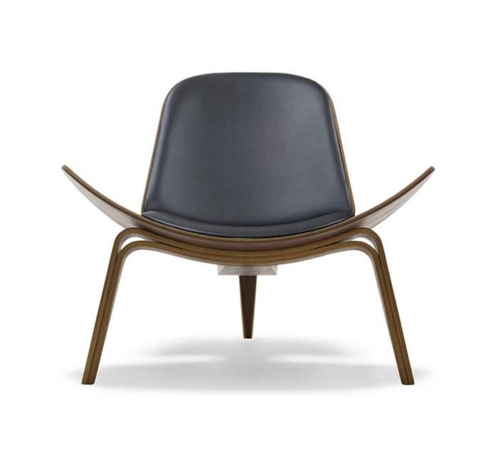 Shell Chair by Hans J Wegner