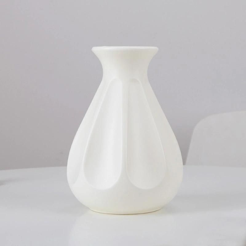 007 Creative Nordic Plastic Small Vase Living Room Decoration