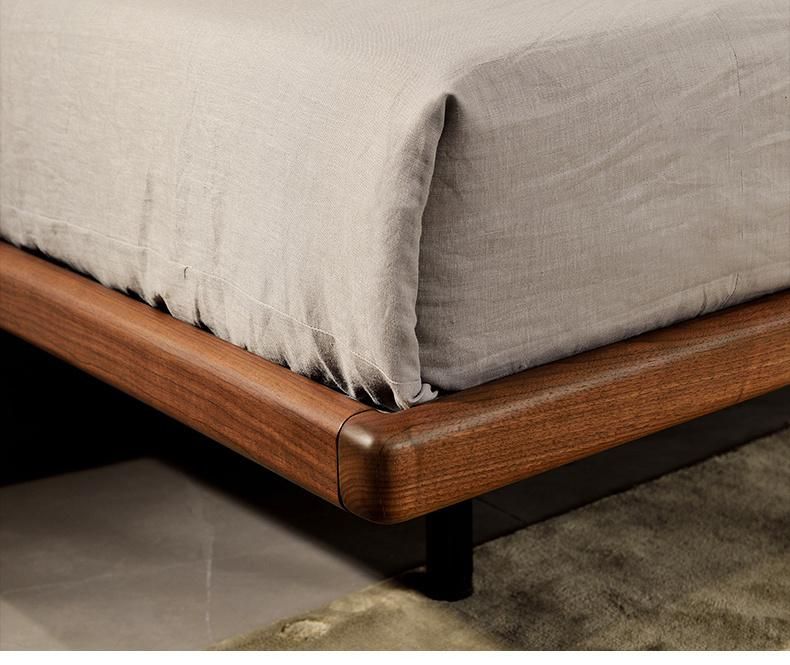 Nordic Unique Design Style Solid Wood Napapa Bed for Bedroom