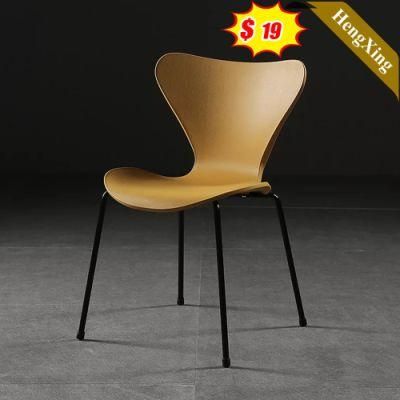 Hot Sale New Design Household Furniture Comfortable Dining PP Plastic Chairs with Metal Legs