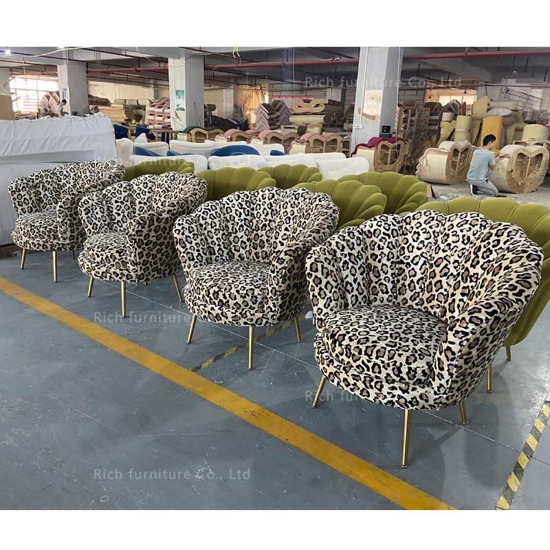 Wholesale Brown Luxury Chair Sea Shell Chair Seat Flower Shaped Sofa Fashion Design Leopard Accent Chair