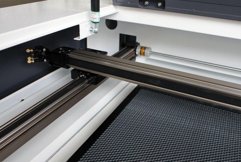 Manufacturer of Fiber Laser Cutting Machine and CO2 Laser Engraving Cutting Machine