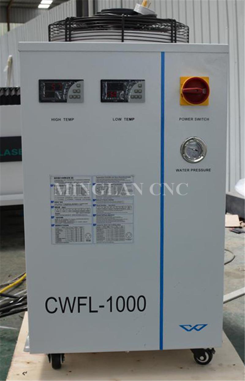 500W 1000W 2000W 1530 Fiber Laser Cutting Machine