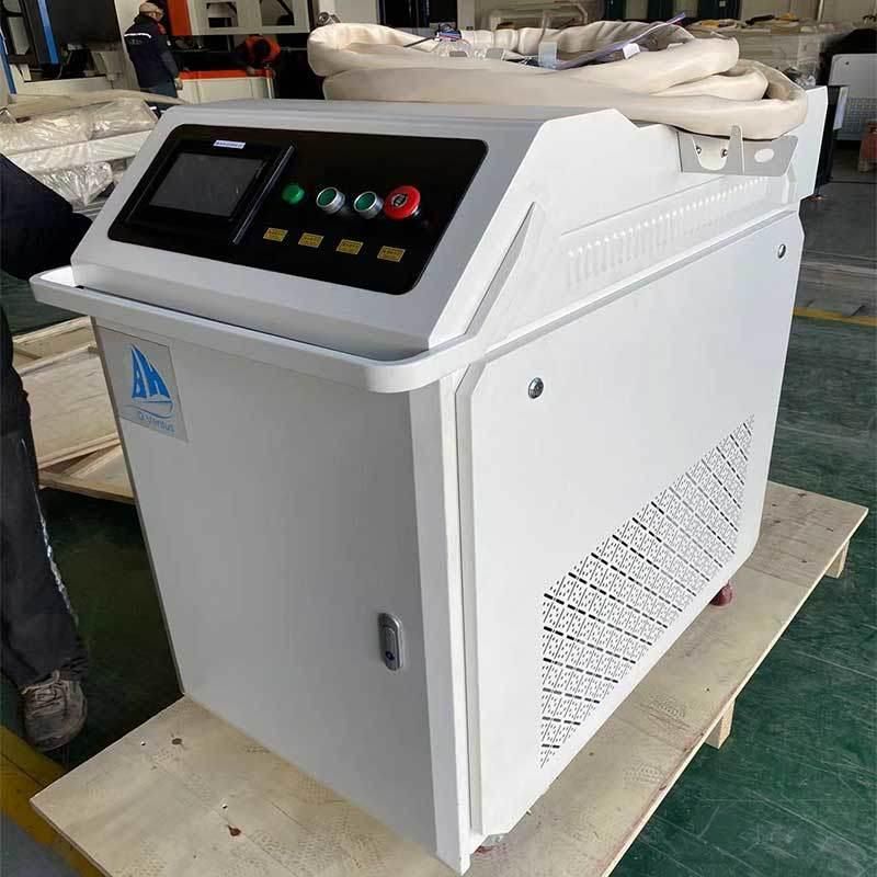 Handheld Fiber Laser Welder 1000W 2000W 3000W Stainless Steel Laser Welding Machine