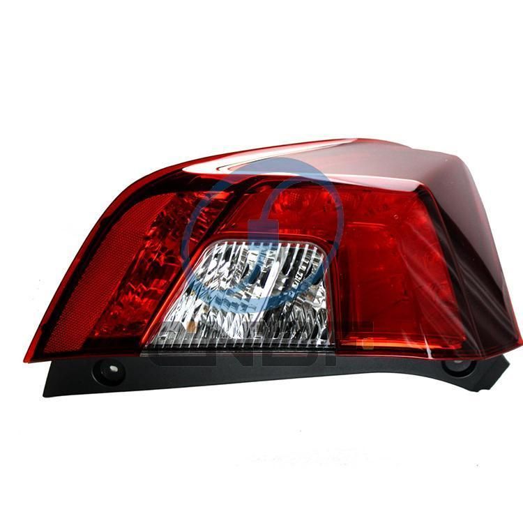 Cnbf Flying Auto Parts Auto Parts Honda Car Rear Tail Light 33551-SAA-H02