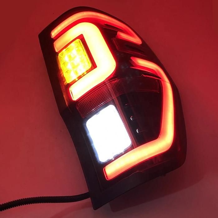 Car Parts Black Tail Lamp Assembly for Fd Ranger T7 2016 T8 2019 LED Taillight with Turn Signal