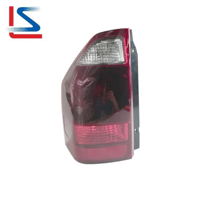 Auto Rear Lamp Dark Red for Mitsubishi Pajero 2003 R Mn133766 L Mn133765 Tail Lamp