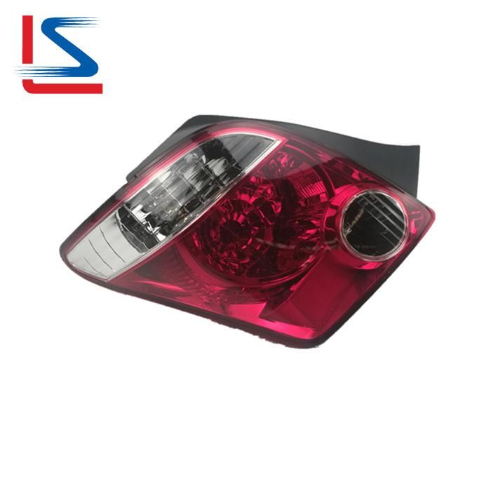 Auto Tail Lamp for Toyota Ist Scion Xa 2005 Tail Light Taillight Tailamp 81551-52620 81561-52570