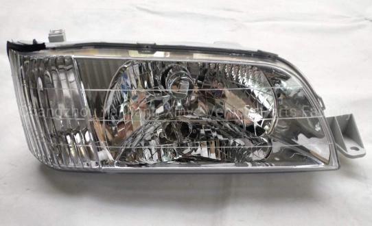 Auto Parts Head Lamp for Camry/Vista `96-`98 Sed