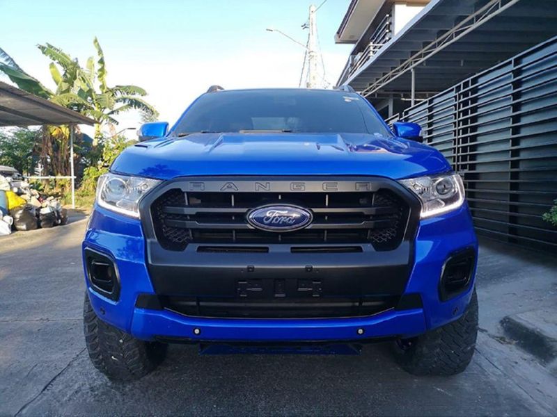 Satin Metallic Glossy Sapphire Vinyl Wrap Blue Car Film