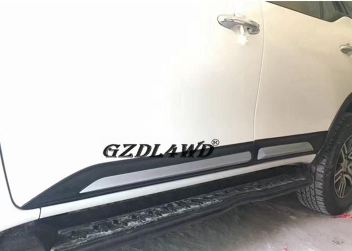 Auto Decoration Parts Car Side Door Molding for Toyota Fortuner