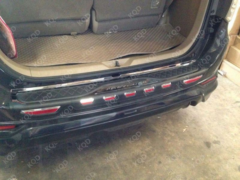 Made in China Rear Trunk Streamer Rear Bumper Plate for Fortuner 2012