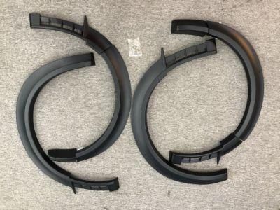 Smooth Injection Fender Moulding Wheel Flares for Nissan Nv350