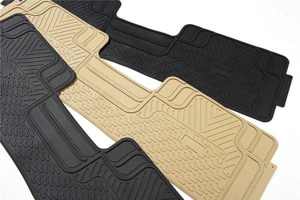 Hot Selling Car Floor Mats 3PCS Car Mats PVC Car Mats Car Accessories Mats Rubber Foot Mats Car Floor Mats Factory Manufacturers