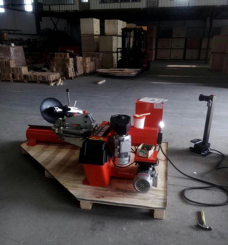 China Factory Supplier Semi Automatic Truck Tyre Mounting Equipment