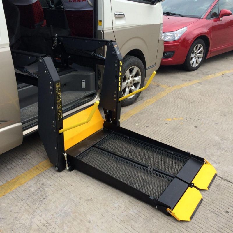 Wheelchair Elevator for The Disabled on Wheelchair