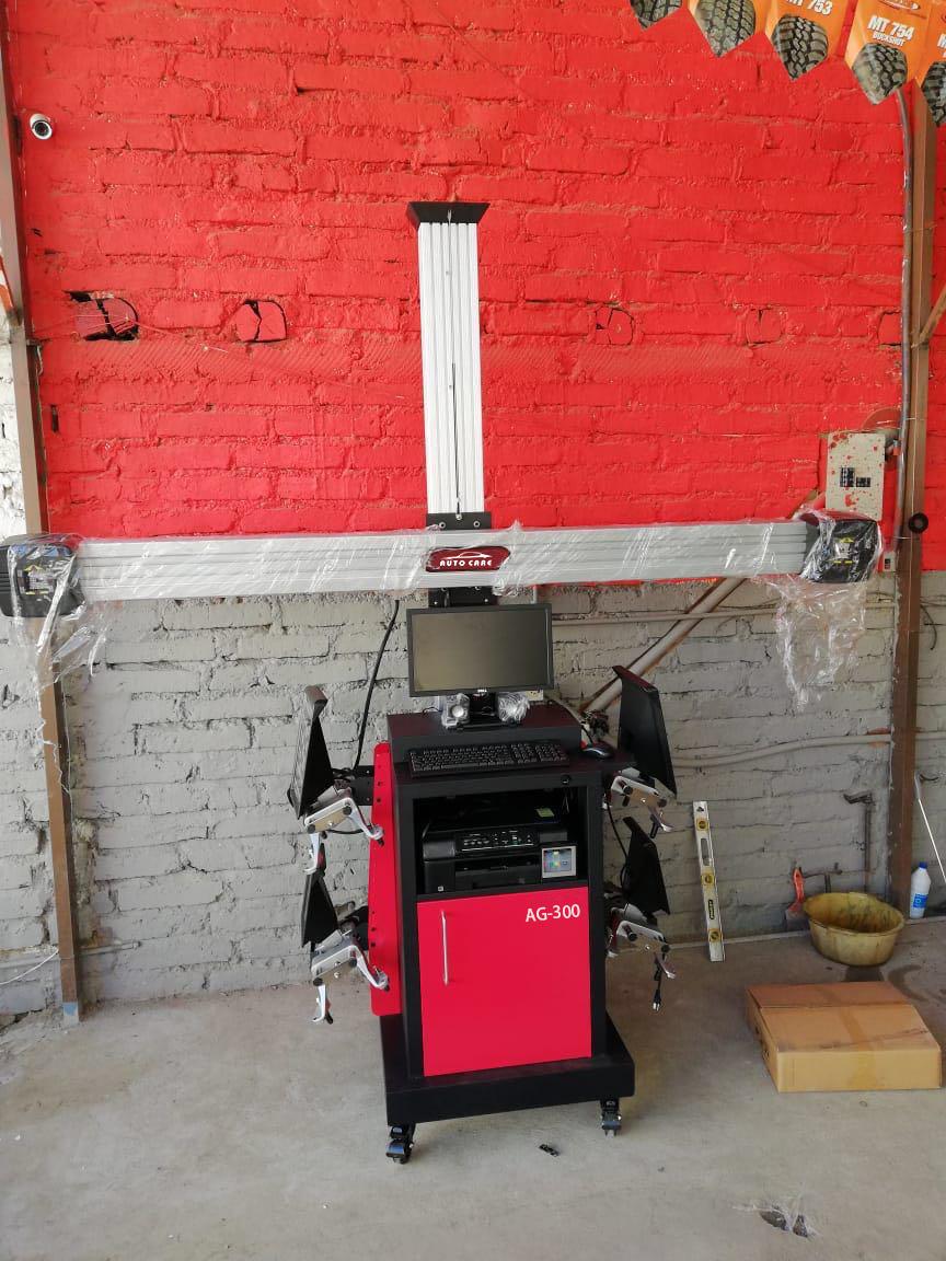 3D Wheel Aligner / Car Wheel Alignment Tire Service Machine