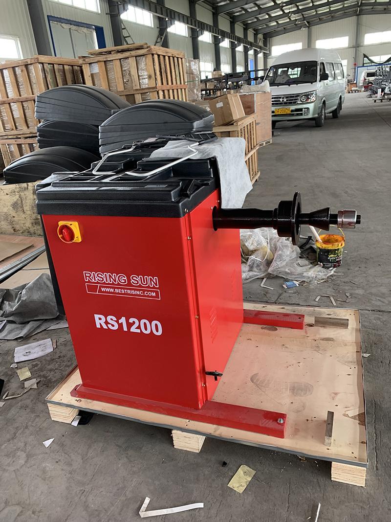 Semi Automatic Heavy Truck Tire Repair Machine for Wheel Balancing