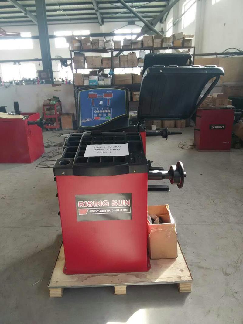 Semi Automatic Car Wheel Balancing Machine for Sale