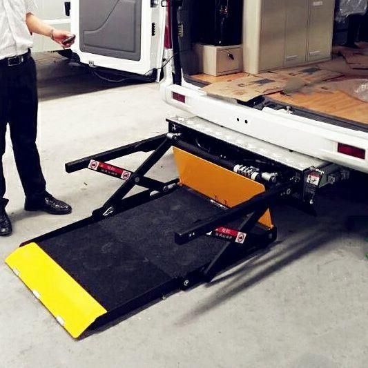 Semi-Automatic Wheelchair Lift for Vans Installed in Back Door