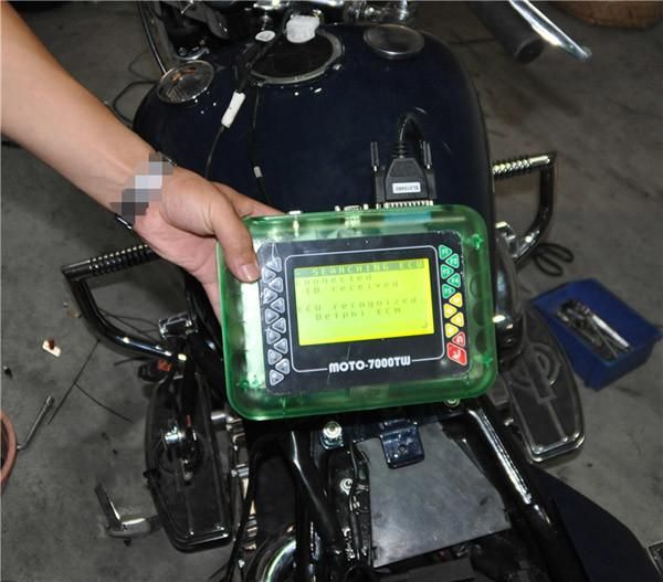 MOTO 7000TW Universal Motorcycle Scan Tool