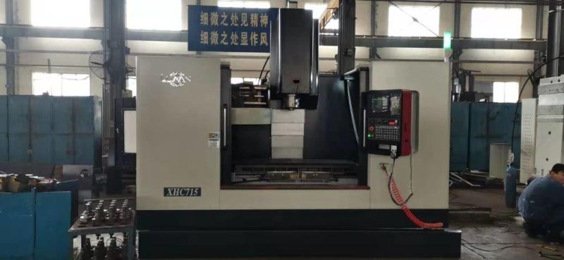 Xh7132A Linear Guide Way CNC Milling Machining Center Type