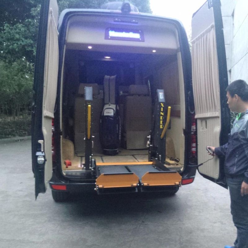 Hydraulic Wheelchair Car Lift for Disabled Passenger