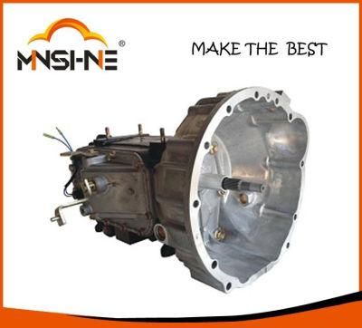 Reliable Quality Transmission Gearbox Jc528t6 for Isuzu Nkr 4jb1 4X2 Diesel Engine