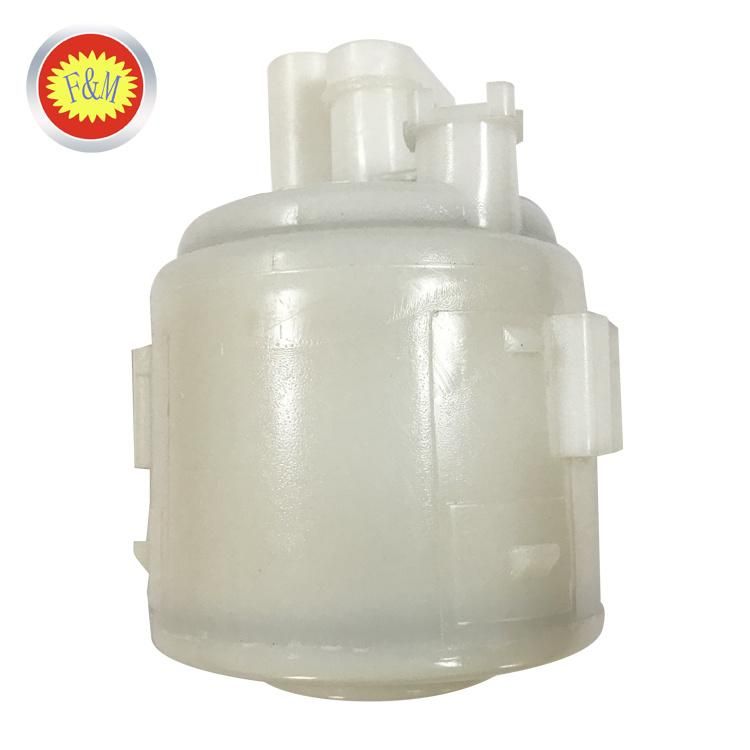 Japanese Car Engine Fuel Filter 16400-4m405 for Nissan