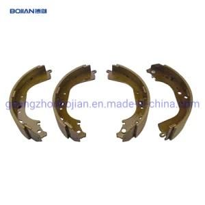 Auto Parts Brake Shoe 04495-60070 for Toyota Land Cruiser