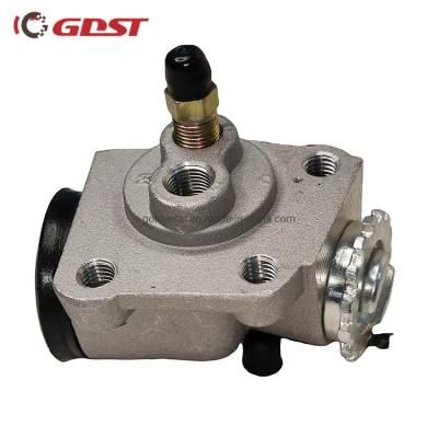 Gdst Auto Brake Cylinders Brake Wheel Cylinder for Toyota Hilux Pickup OEM T324A40